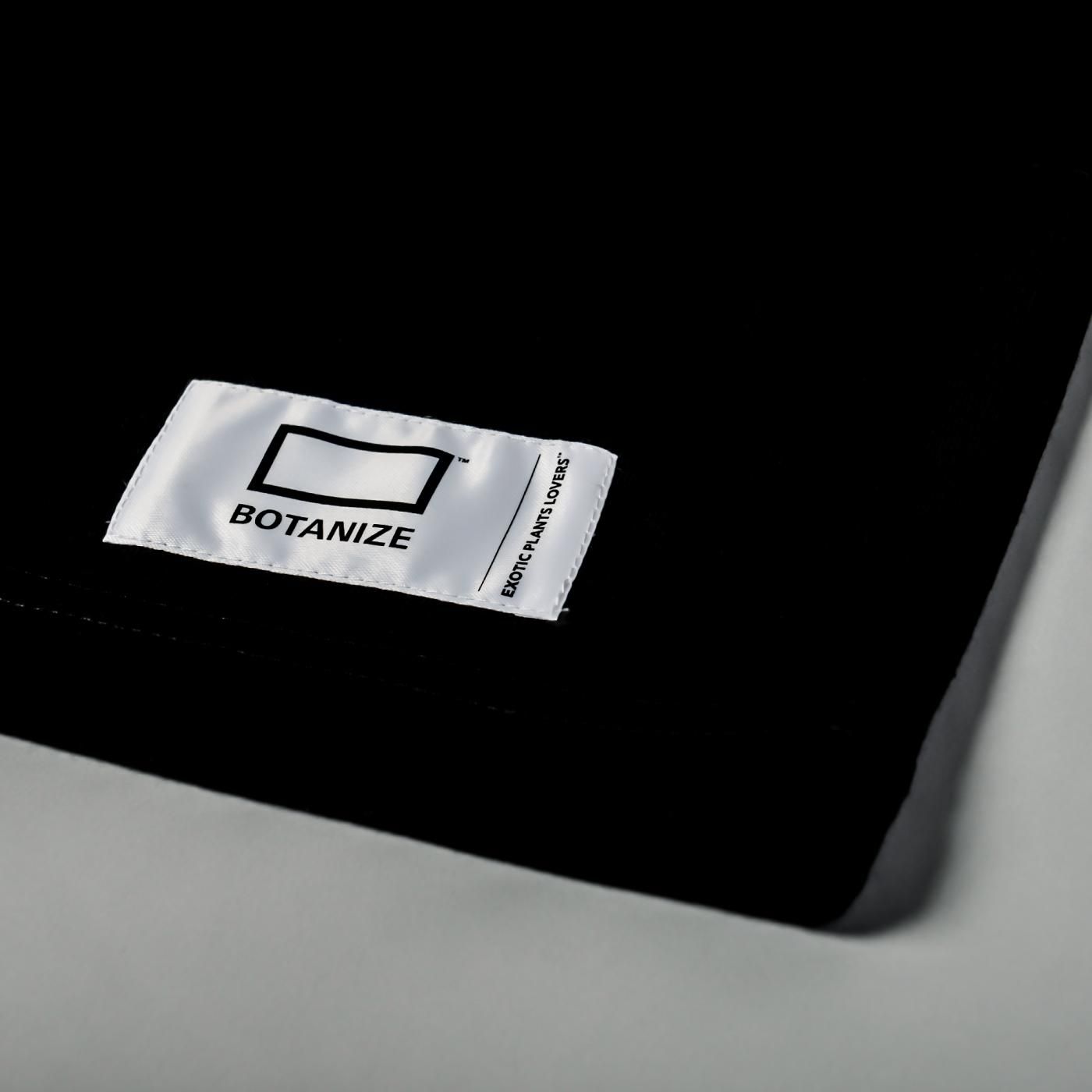 UNKINDNESS × AVGS × BOTANIZE  t-shirt  BLACK