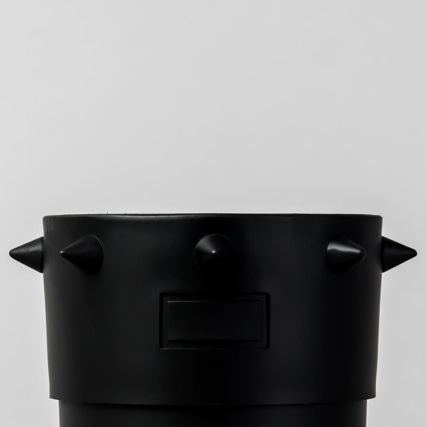 BOTANIZE PLA POT SPIKE   “Black”  φ12cm