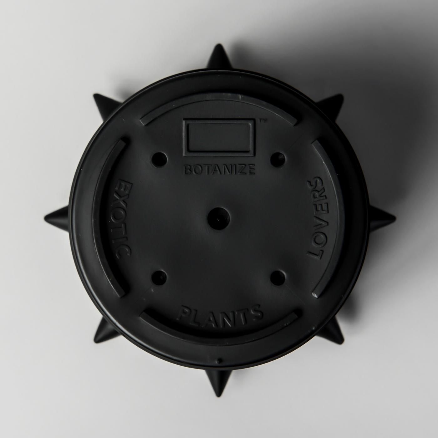 BOTANIZE PLA POT SPIKE   “Black”  φ12cm