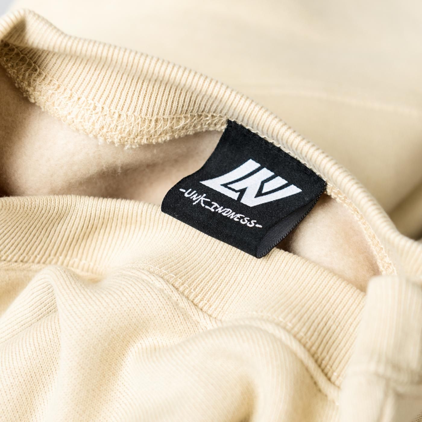 UNKINDNESS × AVGS × BOTANIZE   Sweat  Beige