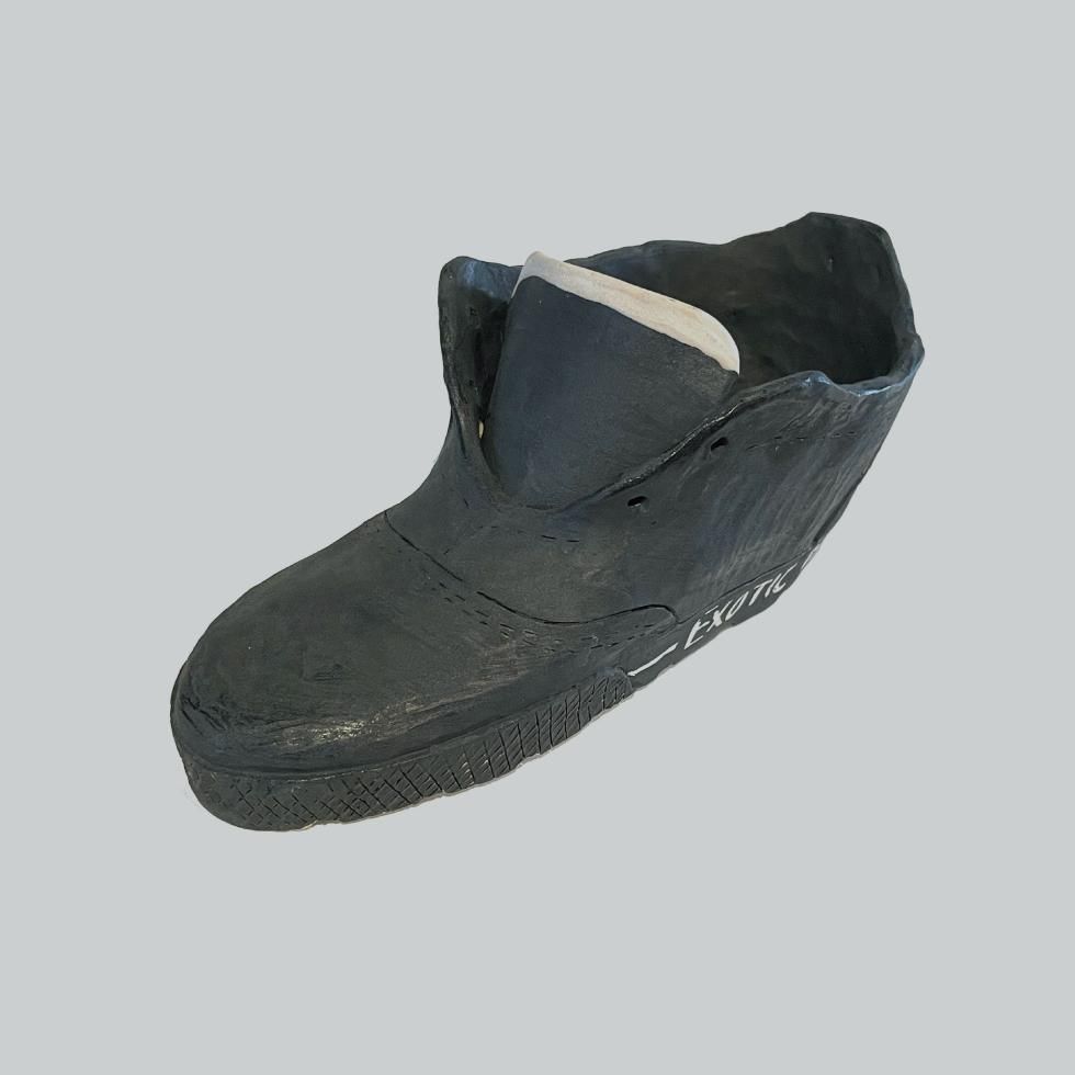 BOTANIZE x SCOTT CHAN a.k.a SCOLATAO “SHOE” (LEFT)