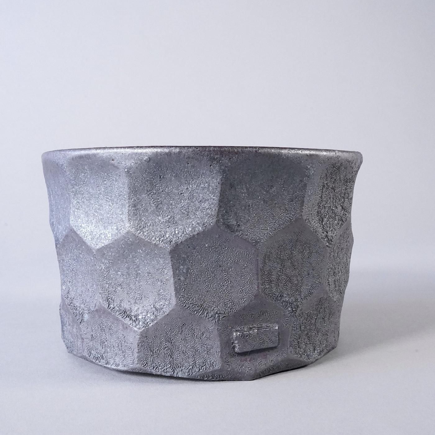 BOTANIZE × 斎藤 十郎 -鉄釉 切子立 S- φ10cm